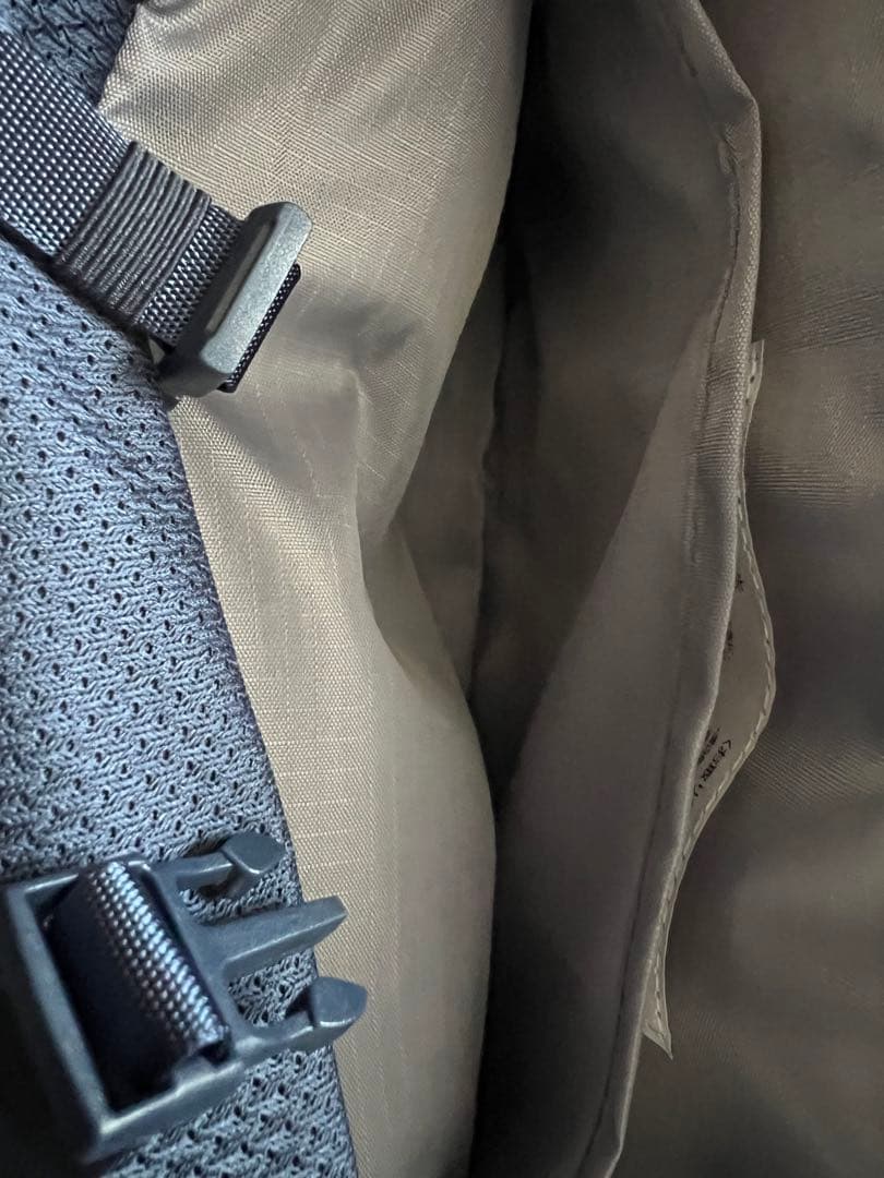 POMULU ポムル 新型 ヒップシート ショルダーバッグ 2WAY 抱っこ紐