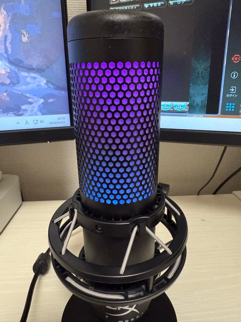 HyperX QuadCast S USBコンデンサー ゲーミングマイク