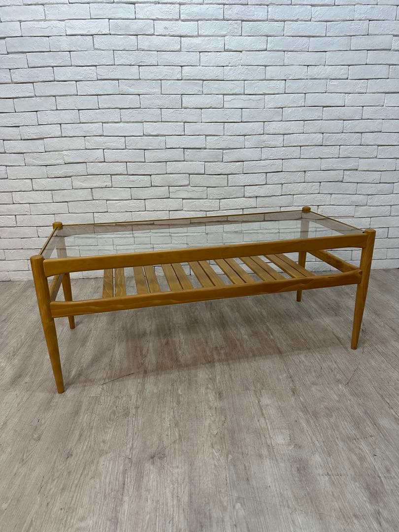 【marilog】ミッドセンチュリースタイル　ガラス　テーブル　机　北欧