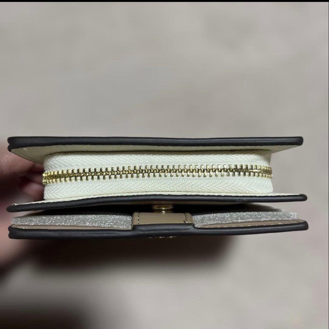 新品未使用　コーチ　COACH 二つ折り財布　猫イラスト