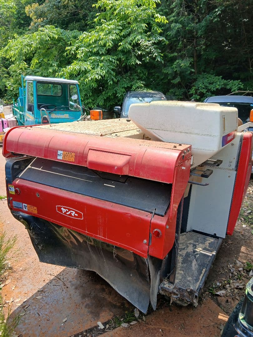 YANMAR Ec211 コンバイン 赤