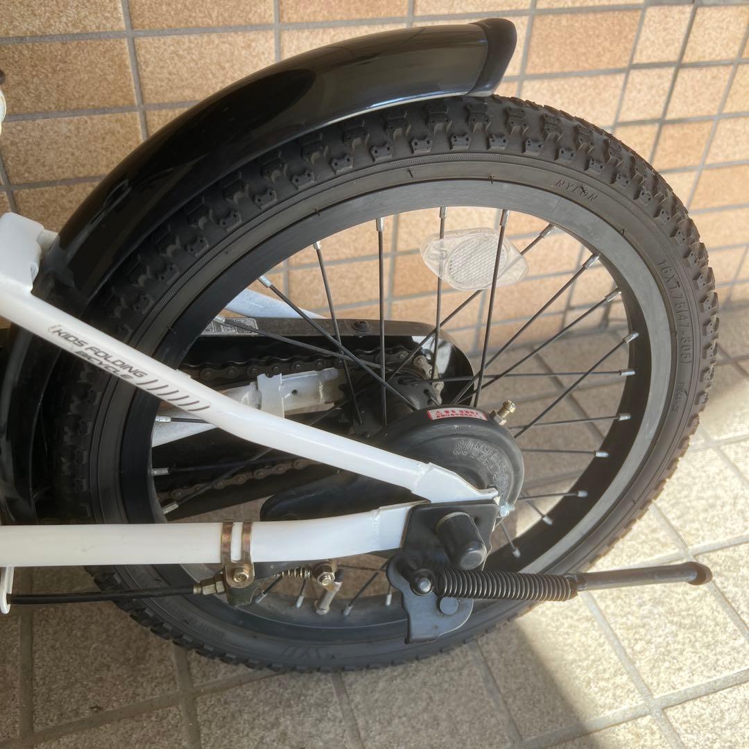 横浜市近辺お手渡し美品 折りたたみキッズ幼児自転車16インチ美品ヘルメット付き