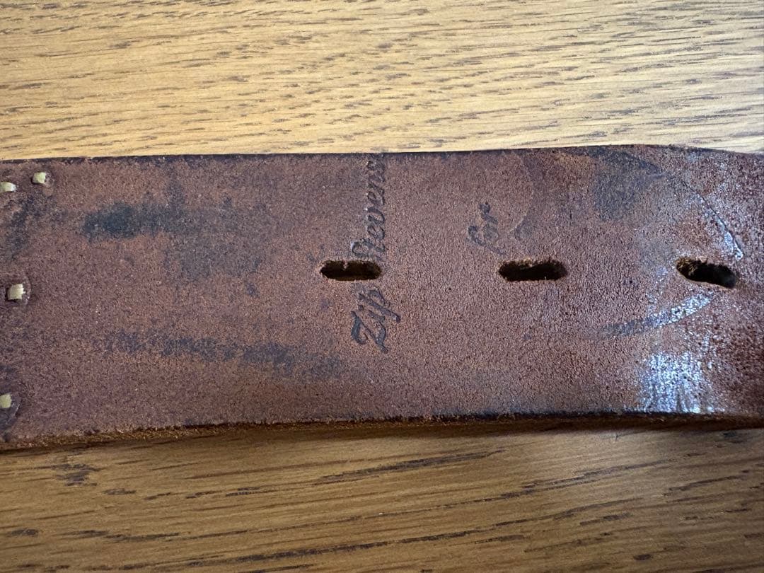 HTC Zip Stevenson レザースタッズベルト 34インチ