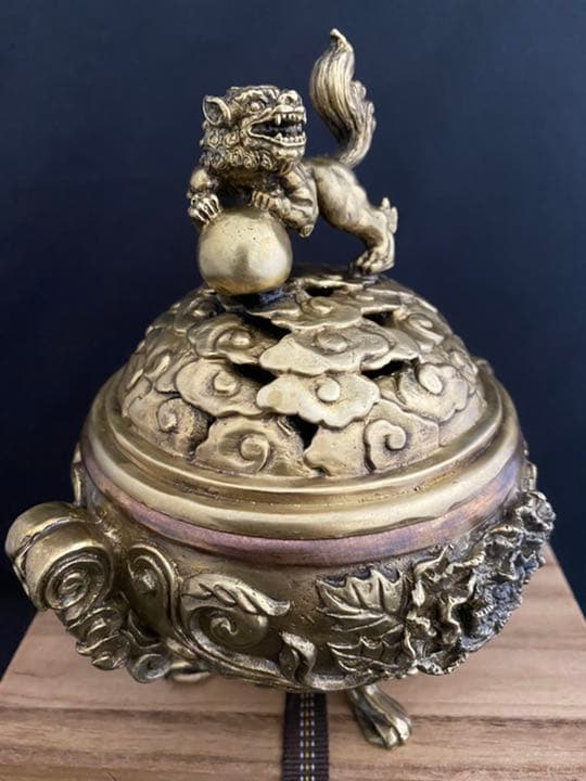 香炉 獅子　牡丹 箱 彫刻 置物　銅 開運 風水 骨董 インテリア　アンティーク