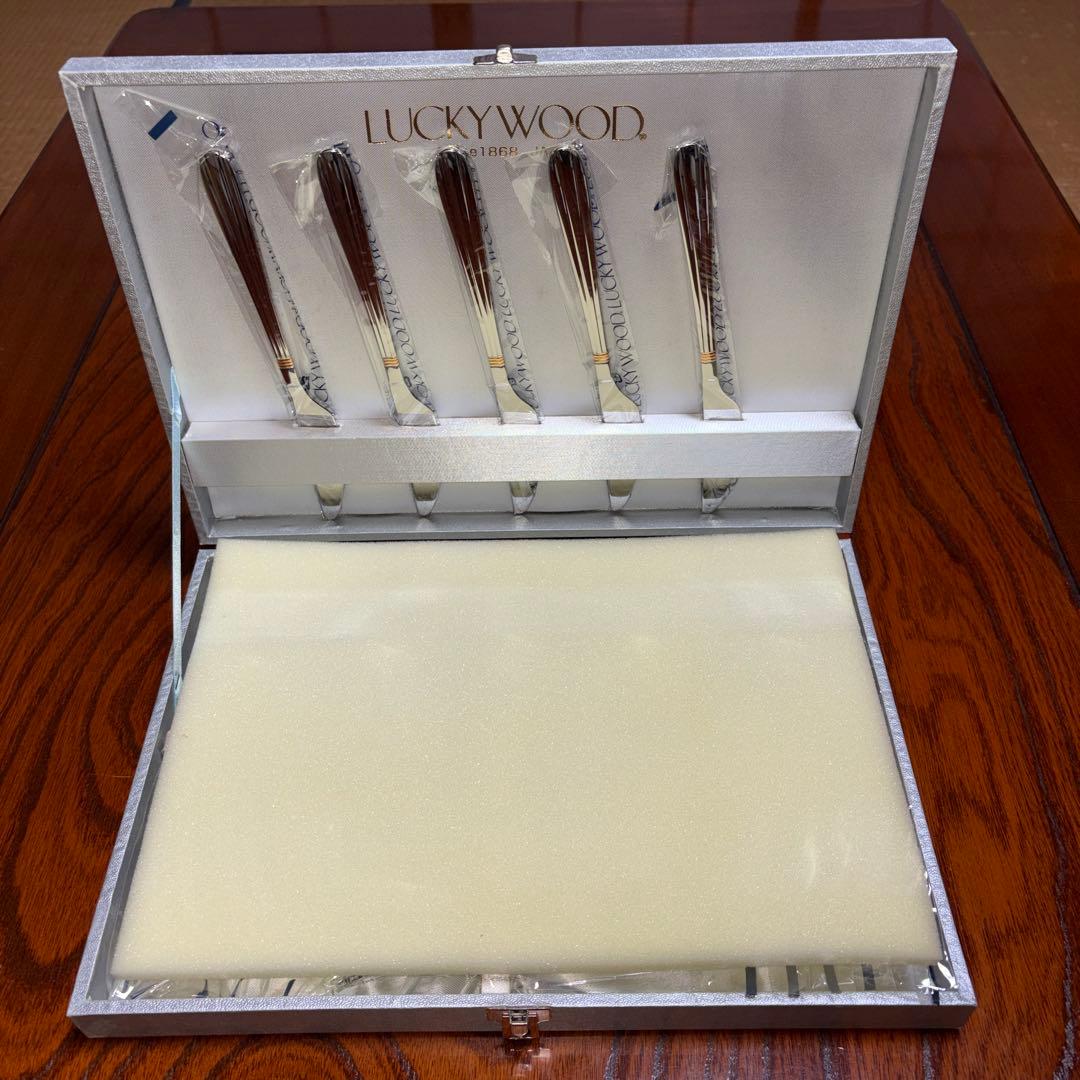 ラッキーウッド　カトラリーセット　5種　25本LUCKY WOOD
