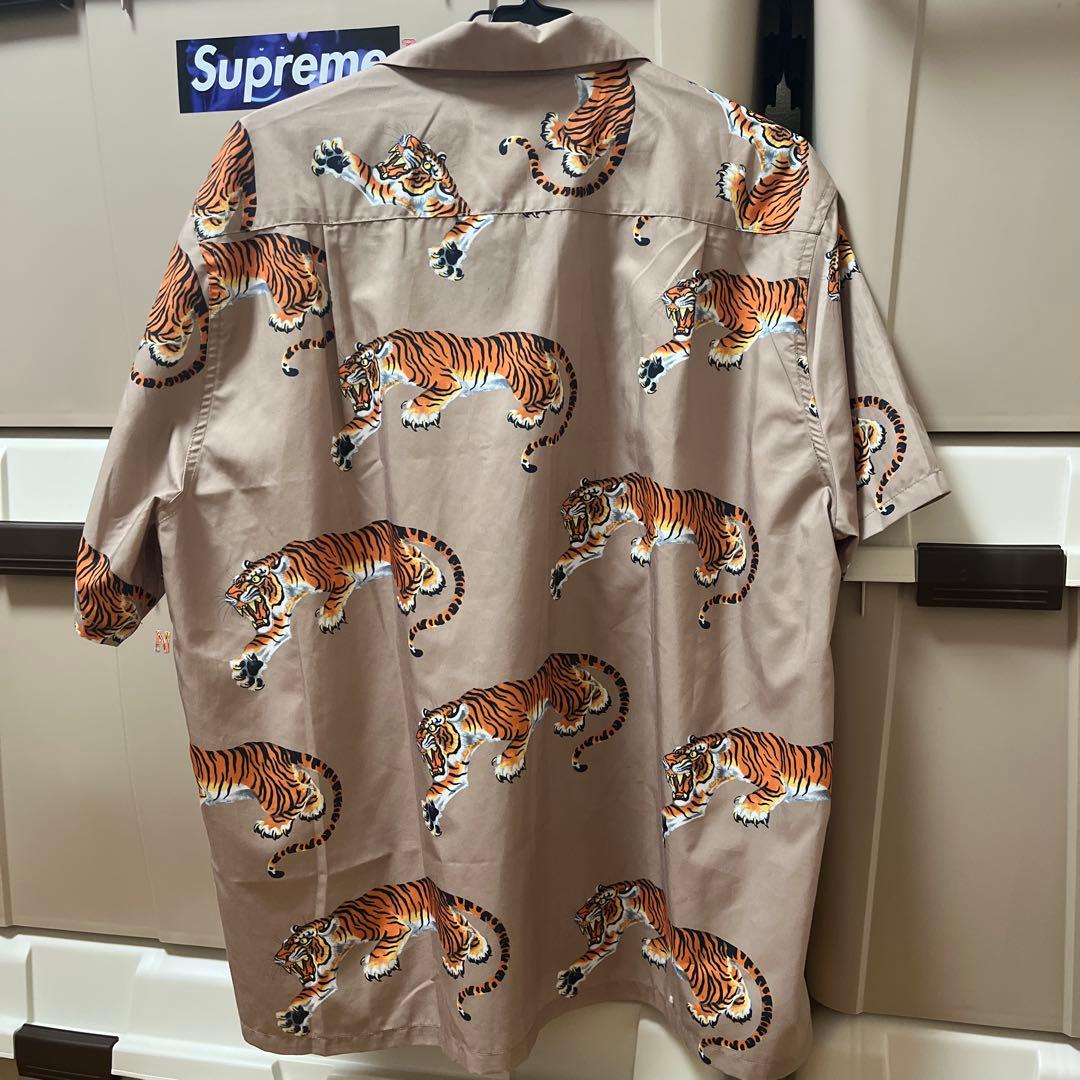 ワコマリア　アロハシャツです人気の虎柄です