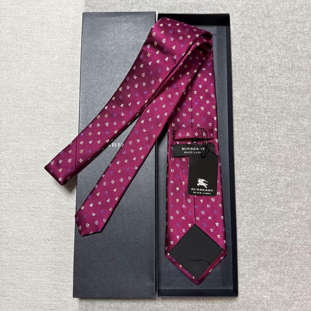 希少　未使用タグ付　バーバリーブラックレーベル　ネクタイ　ホース騎士　モノグラム