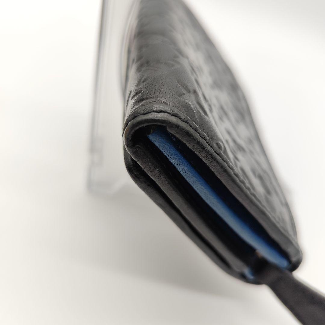 Vivienne Westwood 二つ折り財布 オーブ 型押し 黒 ブルー