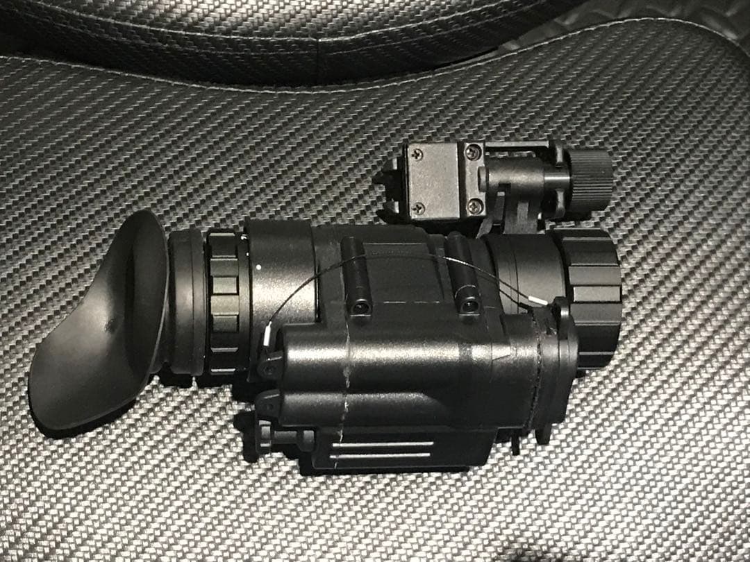 暗視ゴーグルセット　ヘルメット・マウント・ナイトビジョン・トルソーセット