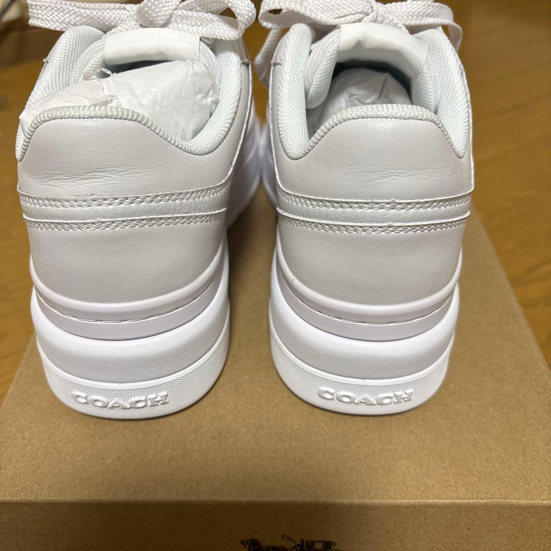 COACHスニーカー24センチ 新品未使用