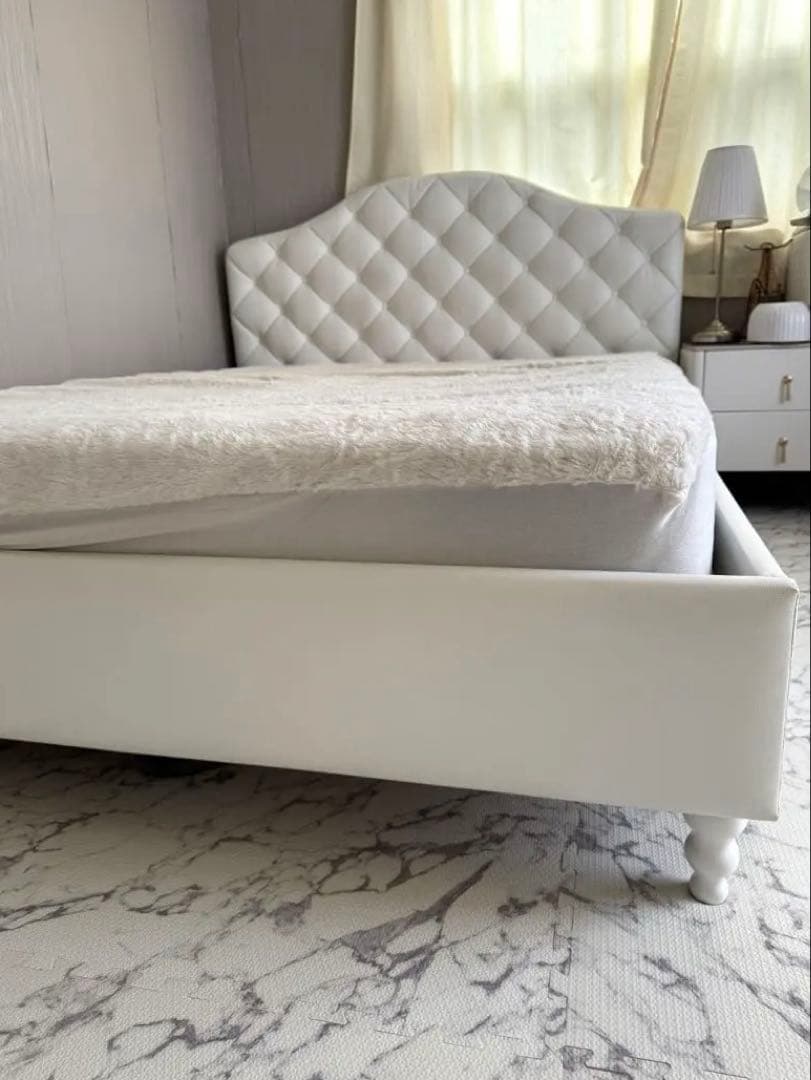 ダブルベッド　フレームのみ　Othello ホワイト