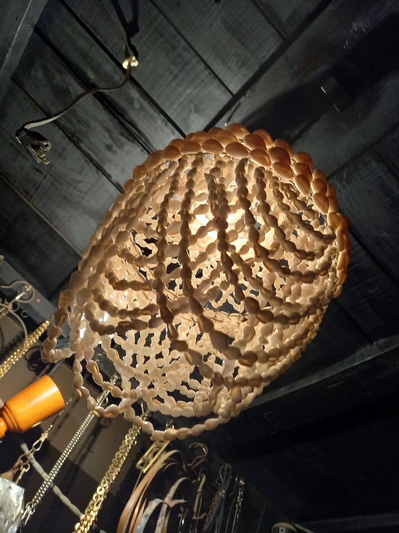 レア　フレンチ　シェル　ビーズ　シャンデリア　ハンギング　ランプ