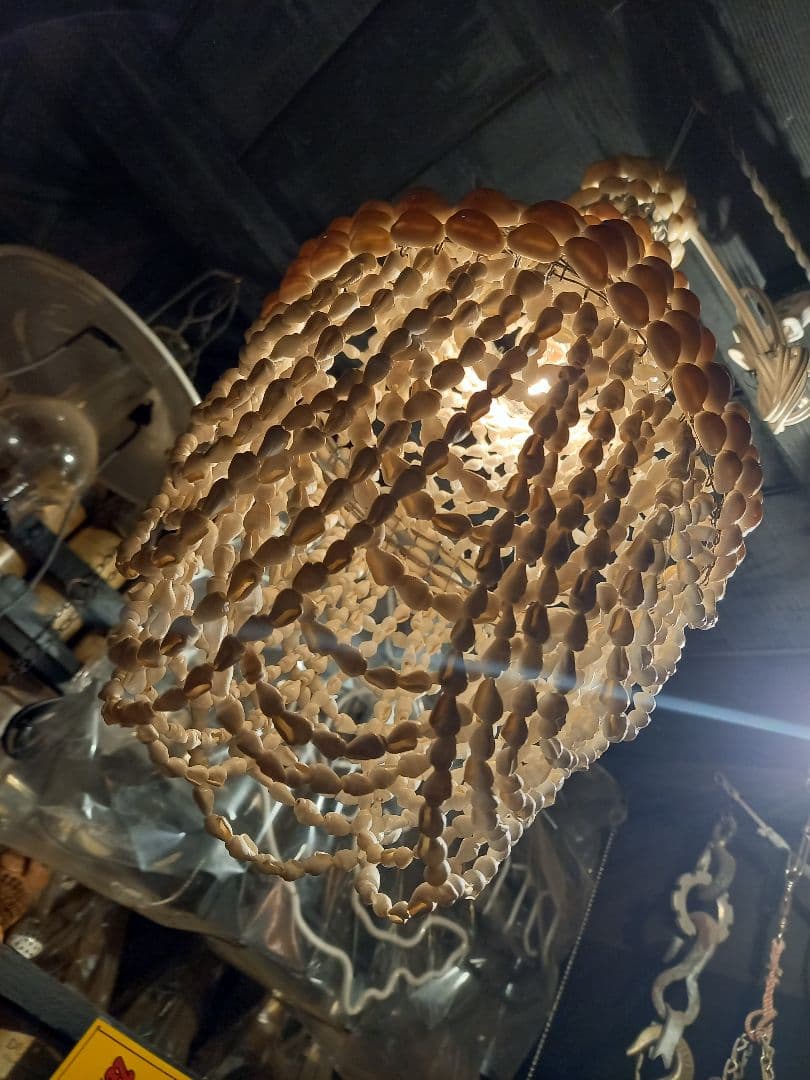 レア　フレンチ　シェル　ビーズ　シャンデリア　ハンギング　ランプ