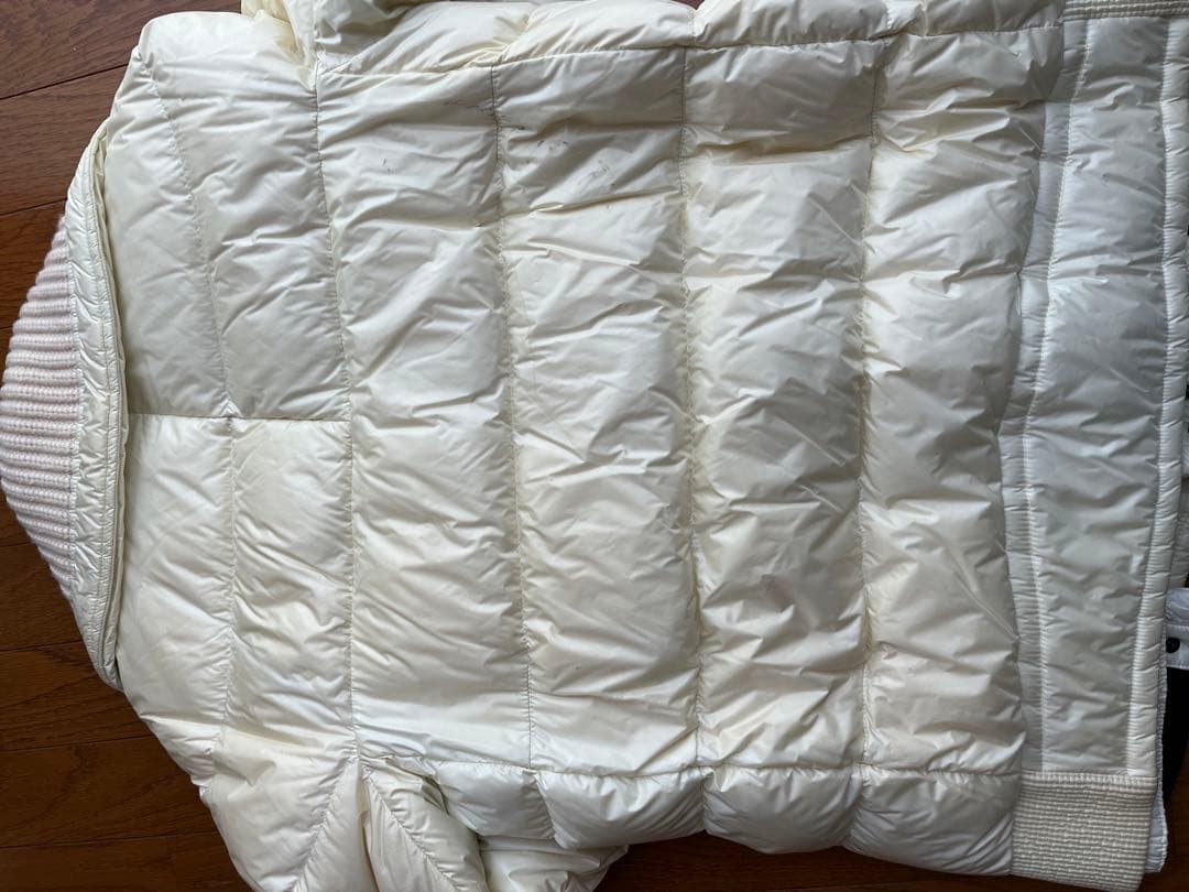 moncler grenoble ダウンジャケット