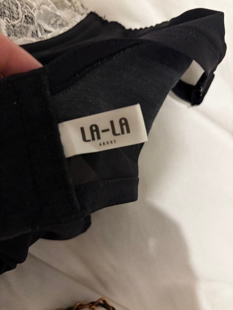 グラントイーワンズ LALA Tバックボディスーツ E75M補正下着