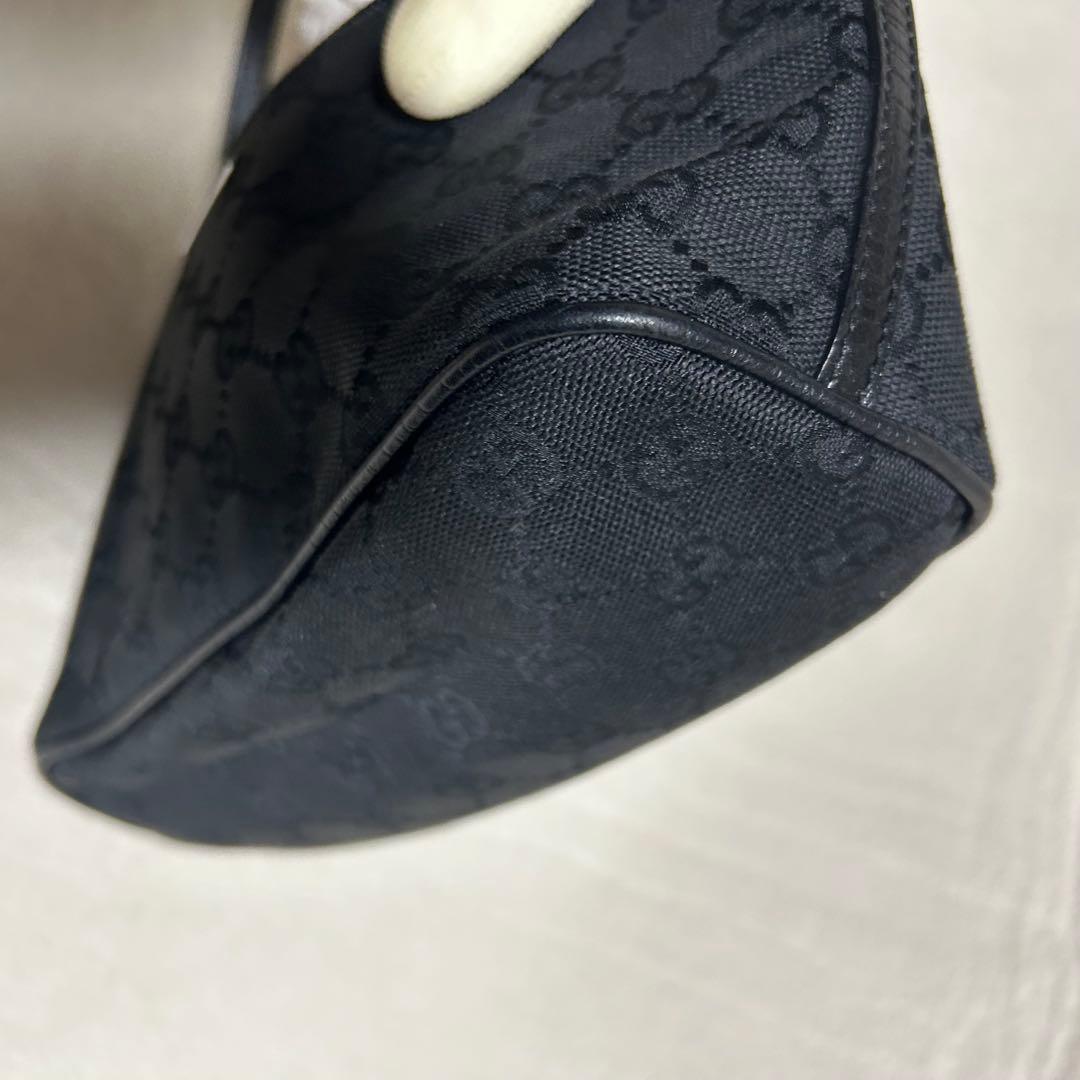 未使用級【GUCCI】GG キャンバス　アクセサリーポーチ　黒　美品