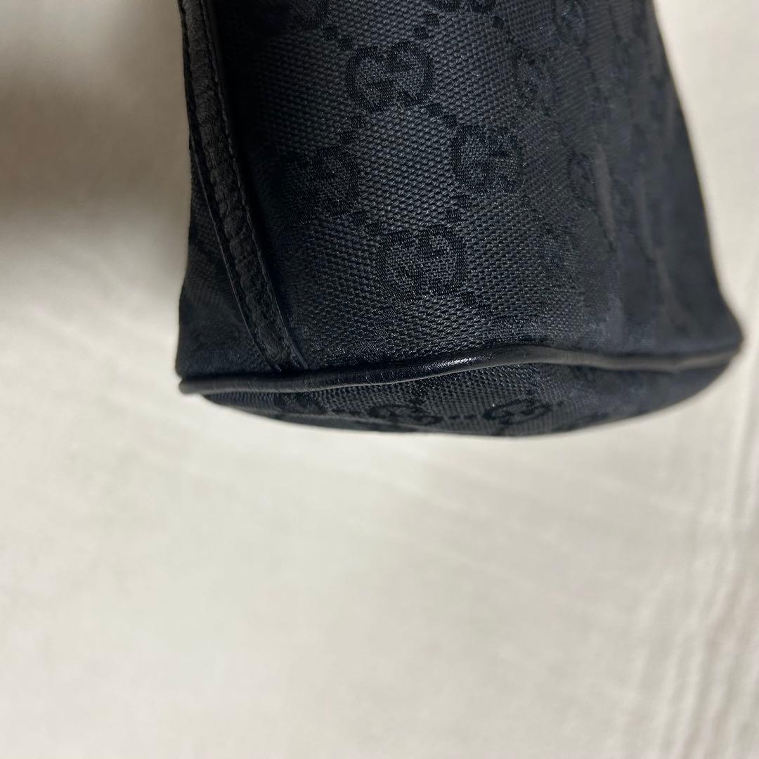 未使用級【GUCCI】GG キャンバス　アクセサリーポーチ　黒　美品