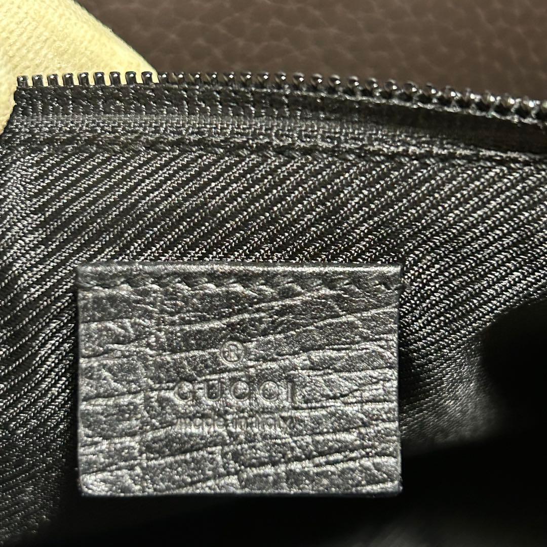 未使用級【GUCCI】GG キャンバス　アクセサリーポーチ　黒　美品