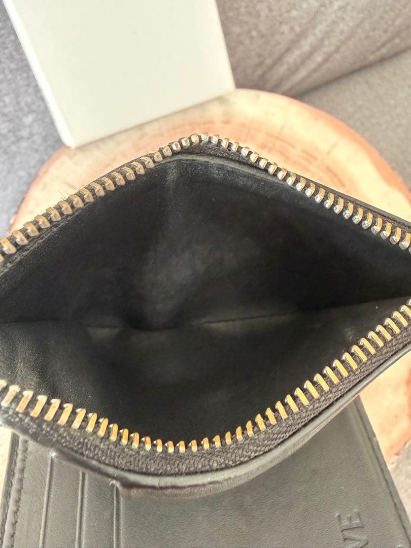 LOEWE ブラック 三つ折り財布