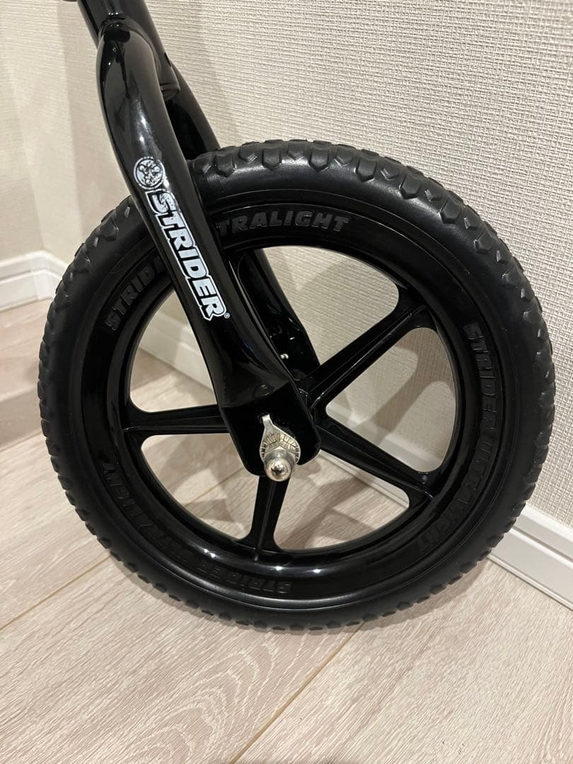 【美品】STRIDER スポーツ　ブラック　12インチ