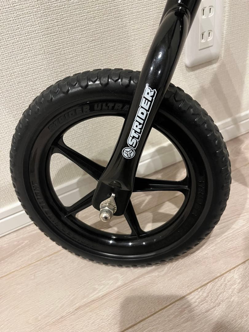 【美品】STRIDER スポーツ　ブラック　12インチ