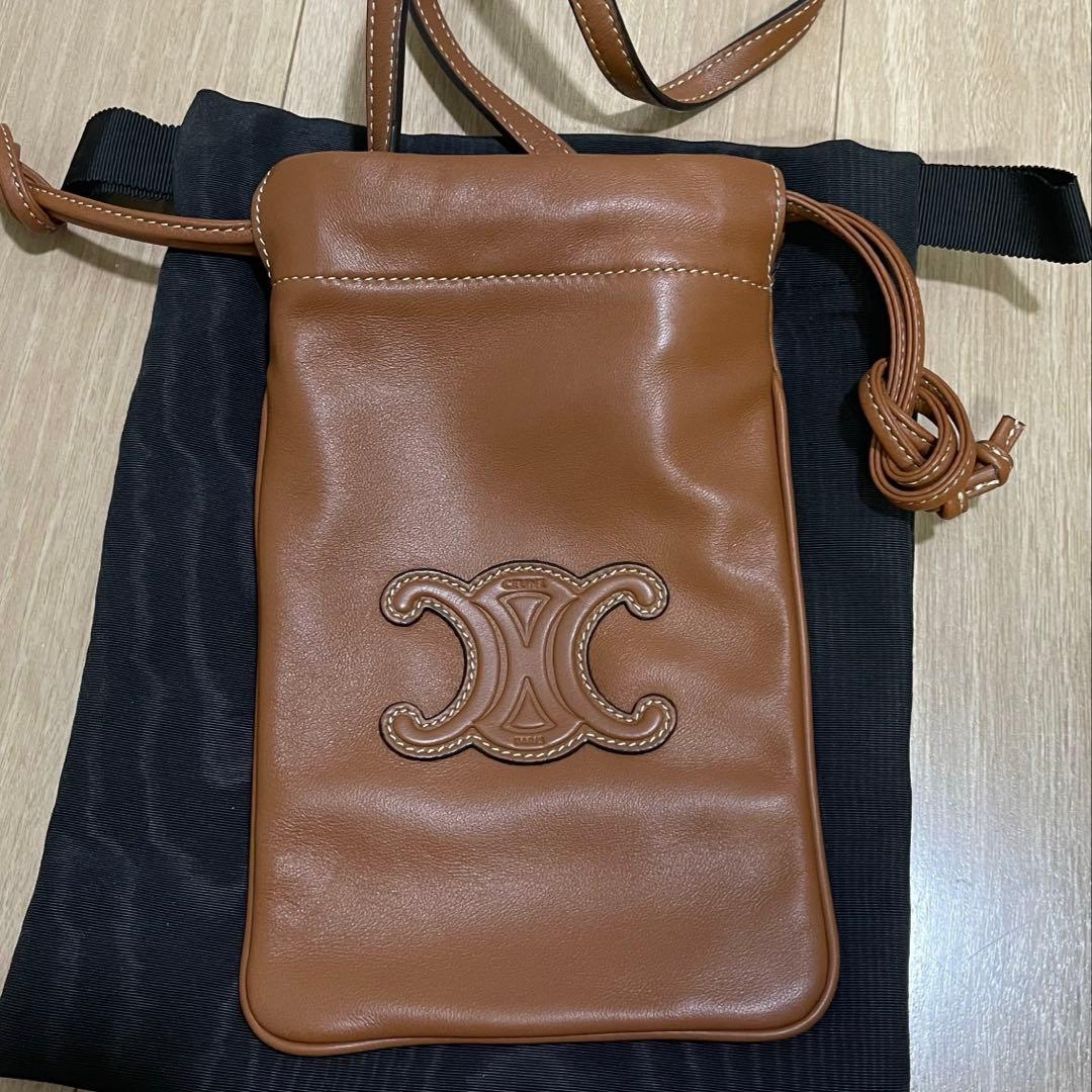 【れでぃ】CELINEセリーヌ スマホポーチ スマホミニバッグ