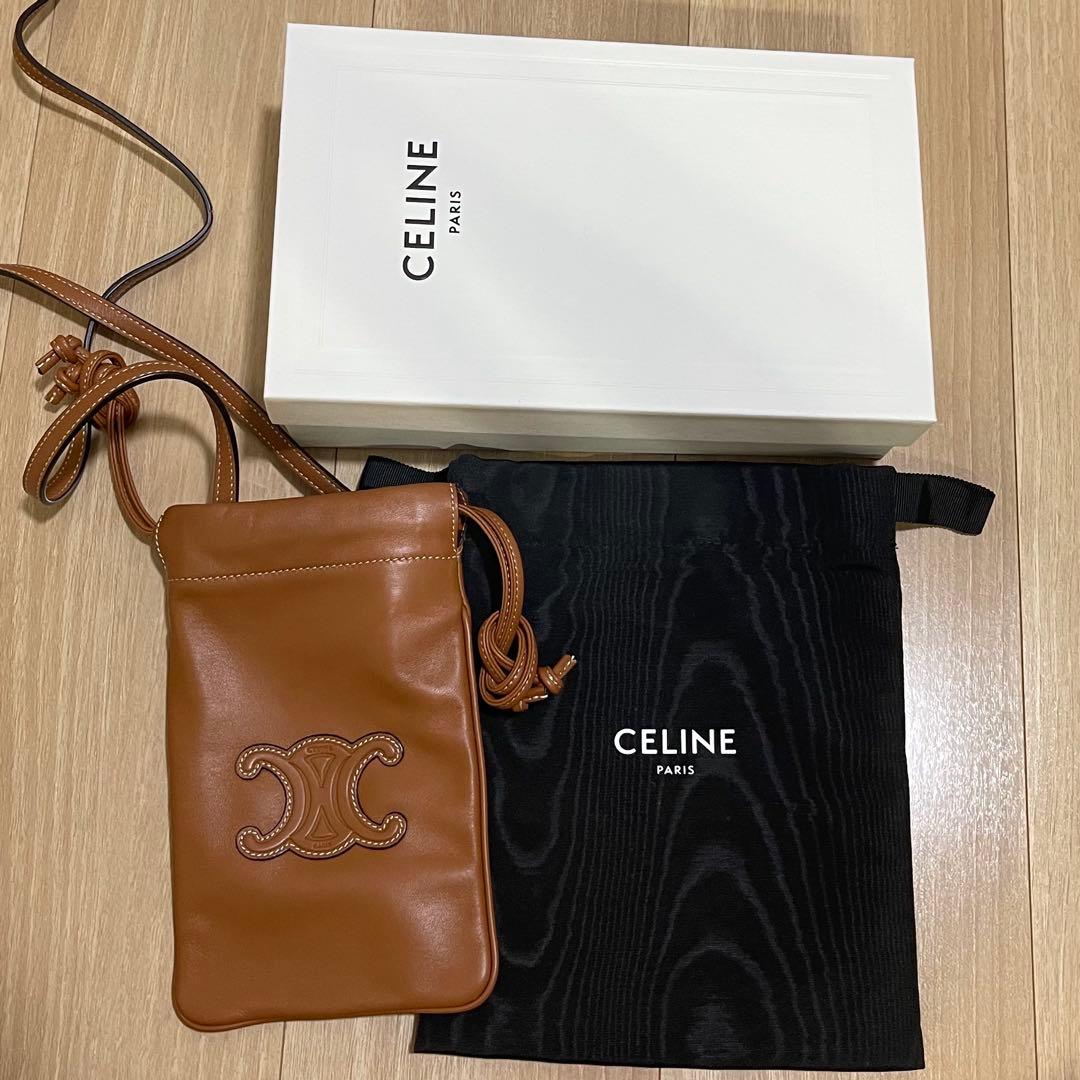 【れでぃ】CELINEセリーヌ スマホポーチ スマホミニバッグ