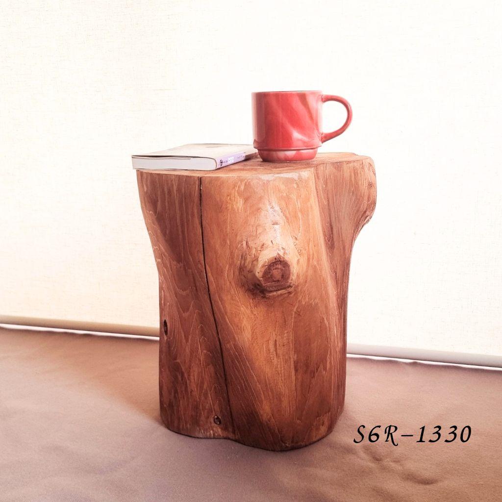 ナチュラルウッドのテーブル・スツール エイジング塗装