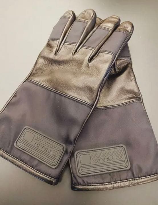 PRADA プラダ PRADA SPORT プラダスポーツ　手袋　グローブ