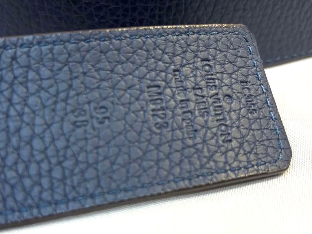 LOUIS VUITTON　モノグラム・サンチュール LVイニシャル