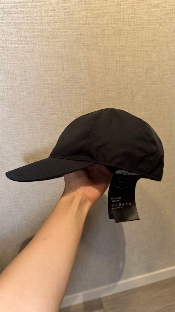 ◼︎ PRADA / Re-Nylon ベースボールキャップ