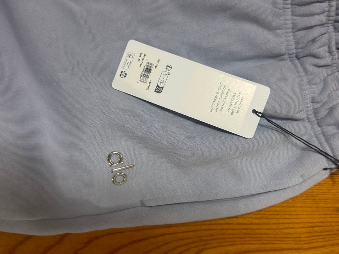 【新品・未使用】　alo パンツ　alo yogaスウェット　メンズ