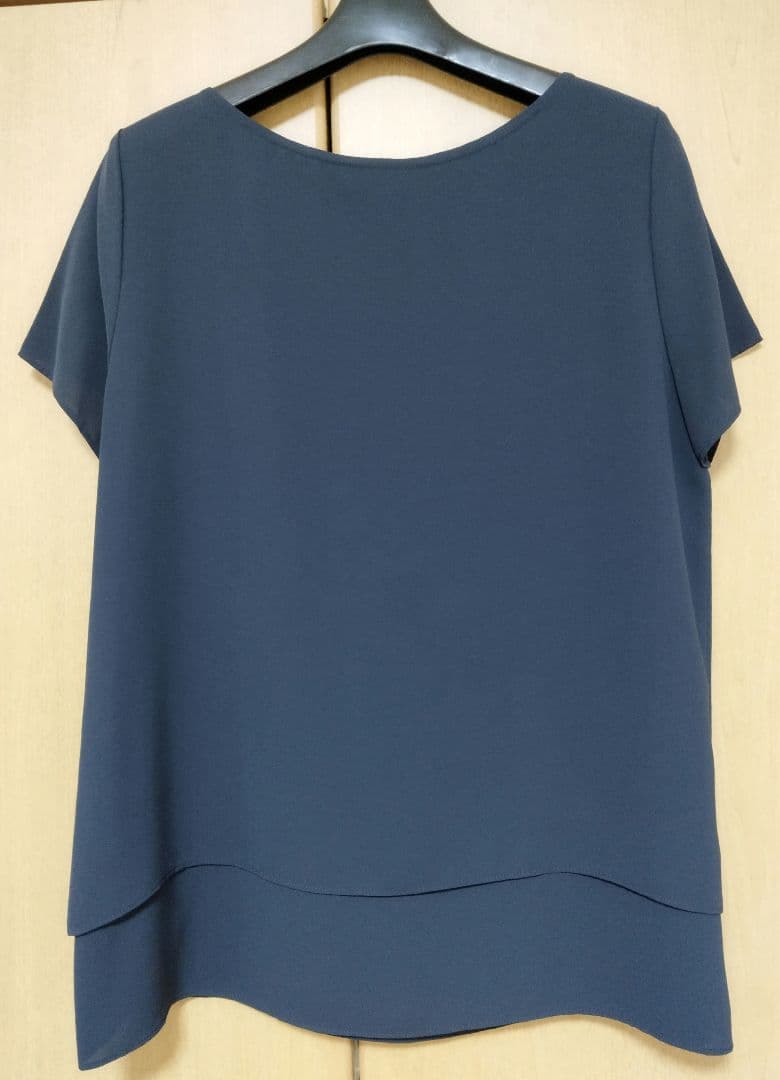 セオリーリュクス　半袖ブラウス　ネイビー　38サイズ（9号）