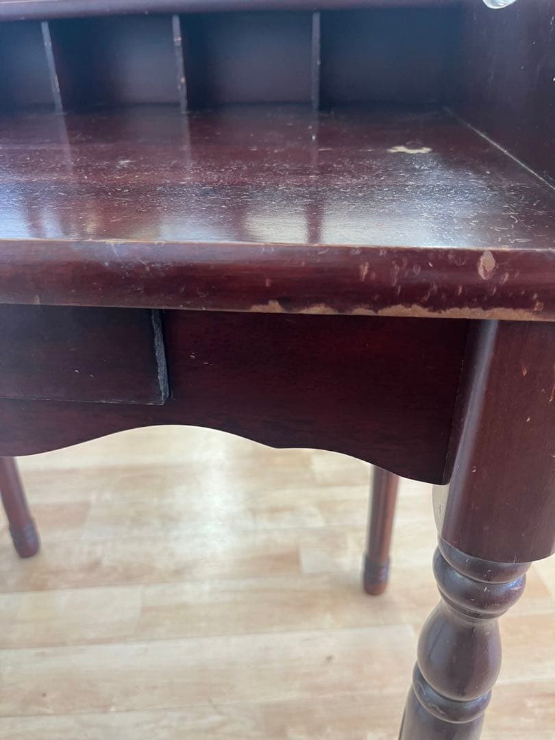 ヴィンテージ　ダークレッド 木製ドレッサー　鏡台　椅子なし　アンティーク