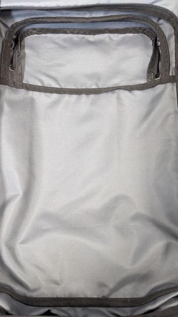 ACE ワールドトラベラー プリマス スーツケース(ジッパー) フロントポケット