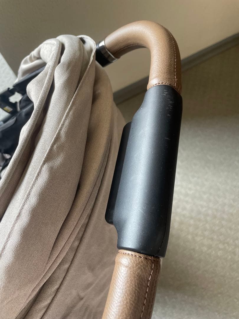 アップリカ　スムーヴプレシャスAB　ベビーカー