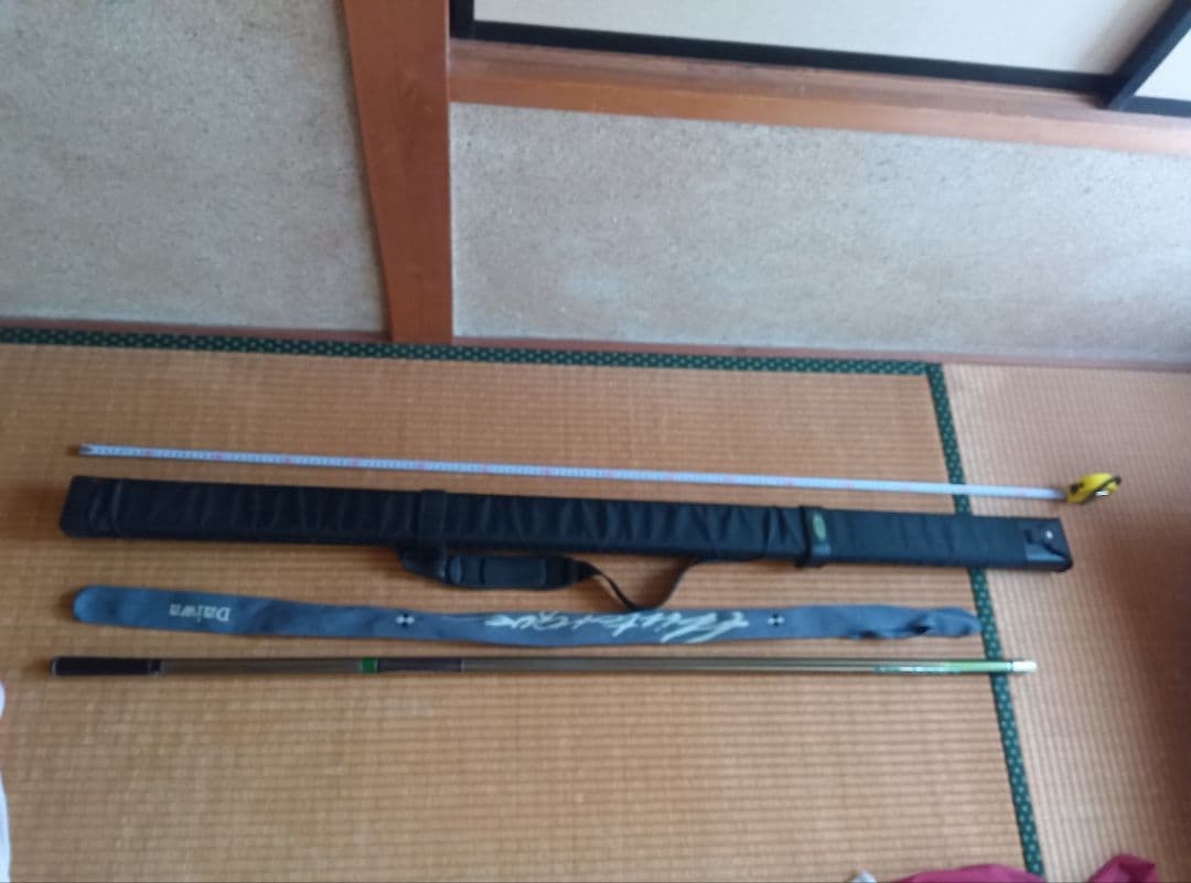 鮎竿　ダイワ銀影　エアトルク1―90SX　全長9m　替穂先、竿袋、ロッドケース付