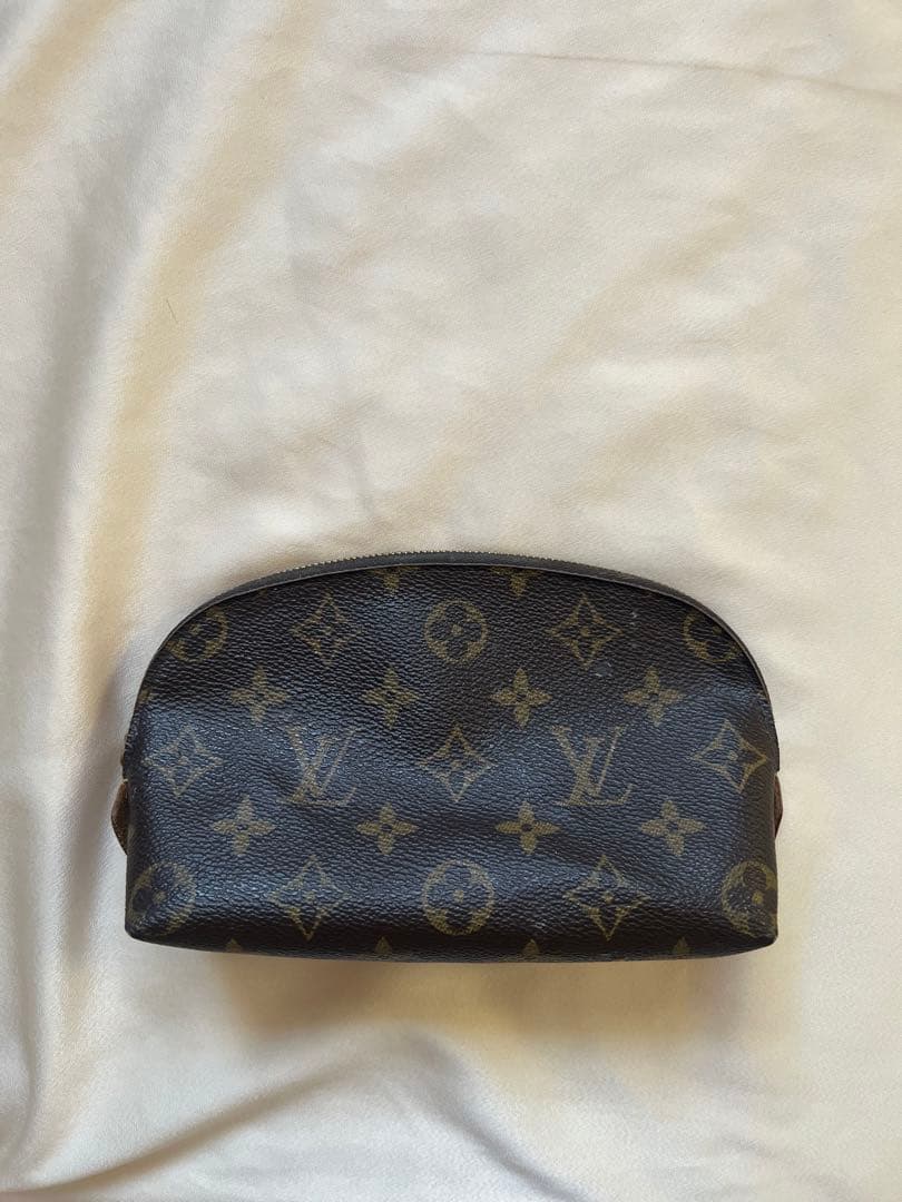 ルイヴィトンモノグラム化粧ポーチ正規品