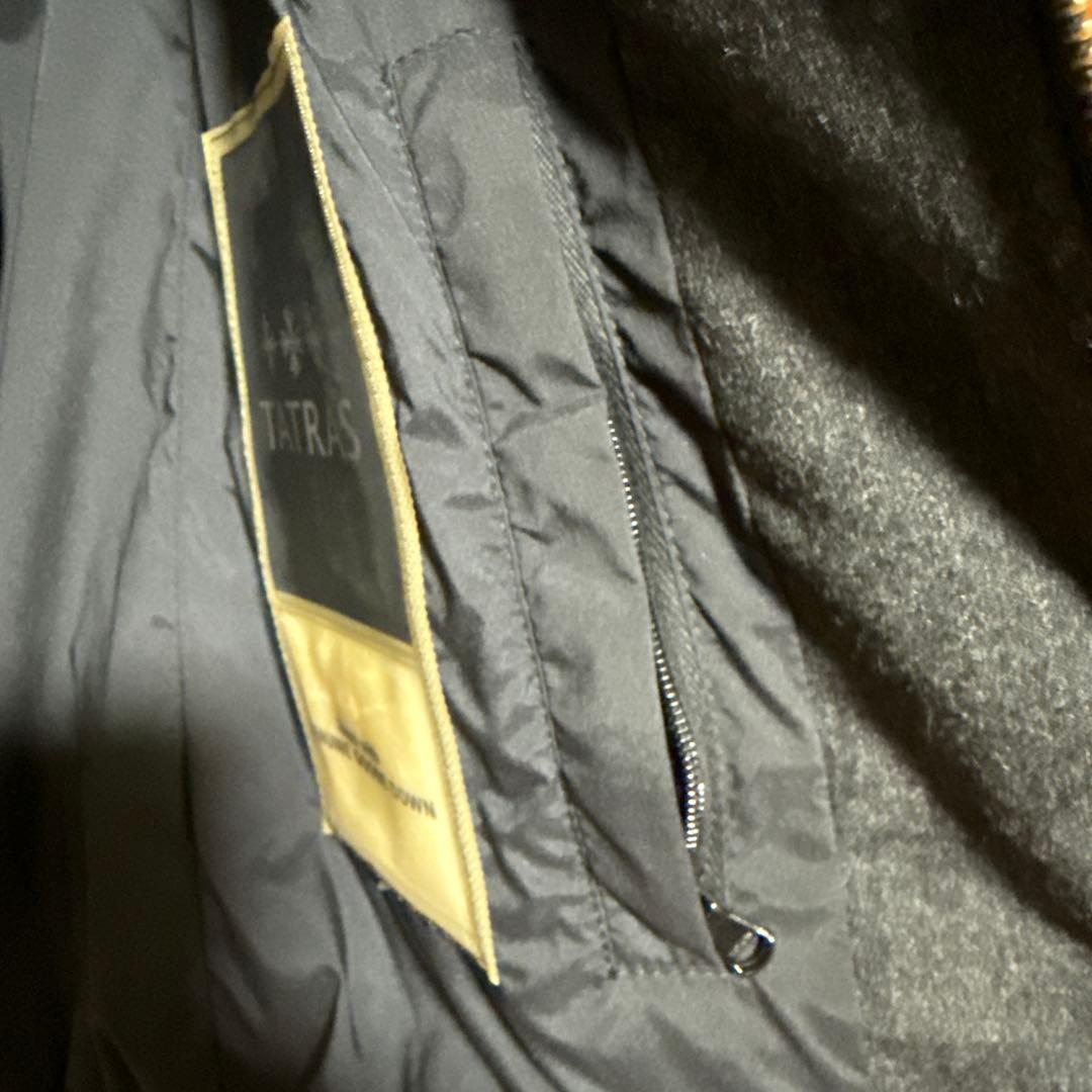 TATRAS ファー付きダークグレー ダウンベスト