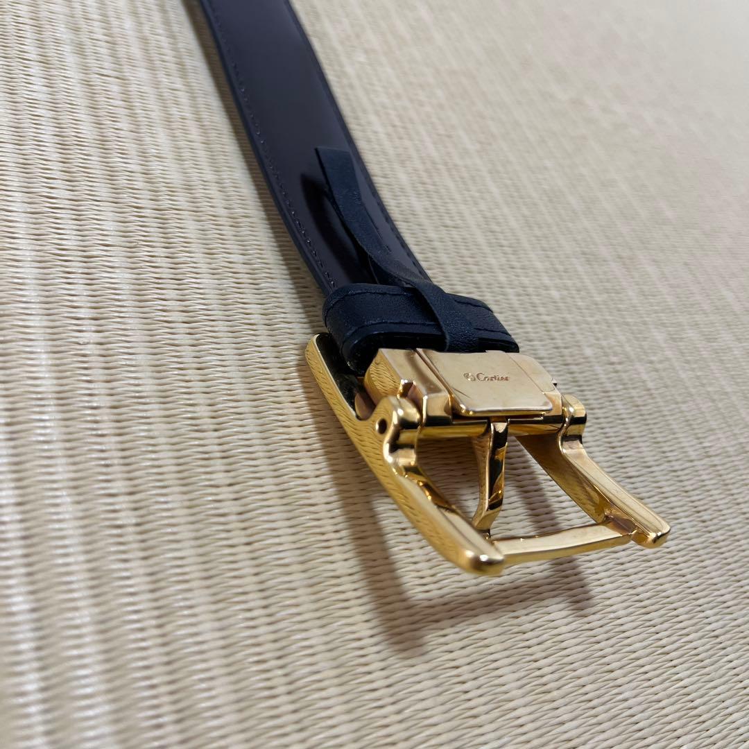 Cartier 黒ベルト 金色バックル
