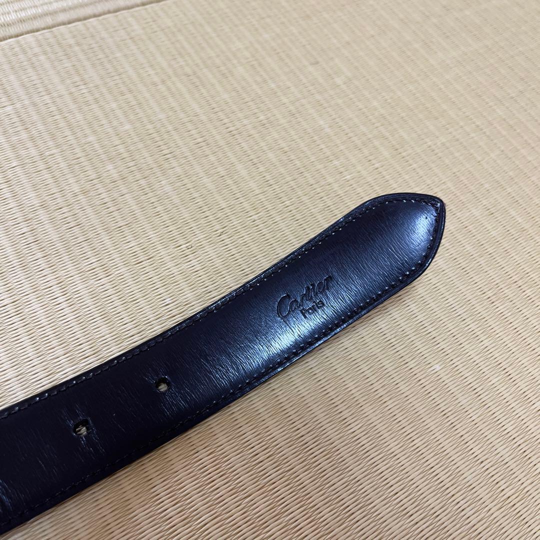 Cartier 黒ベルト 金色バックル