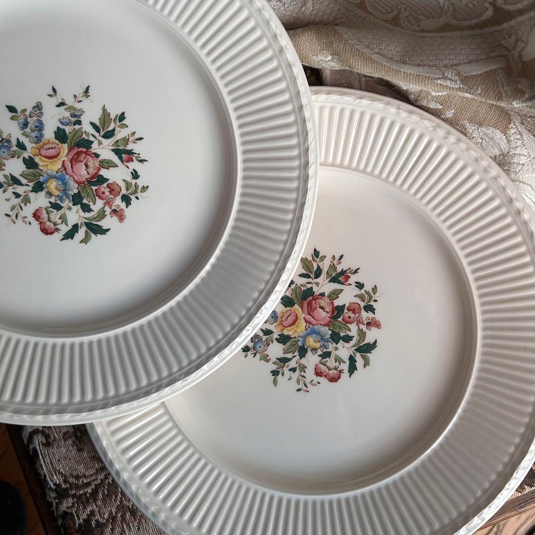 美品 英国製  Conway 英国の伝統美が息づくディナー皿ペア