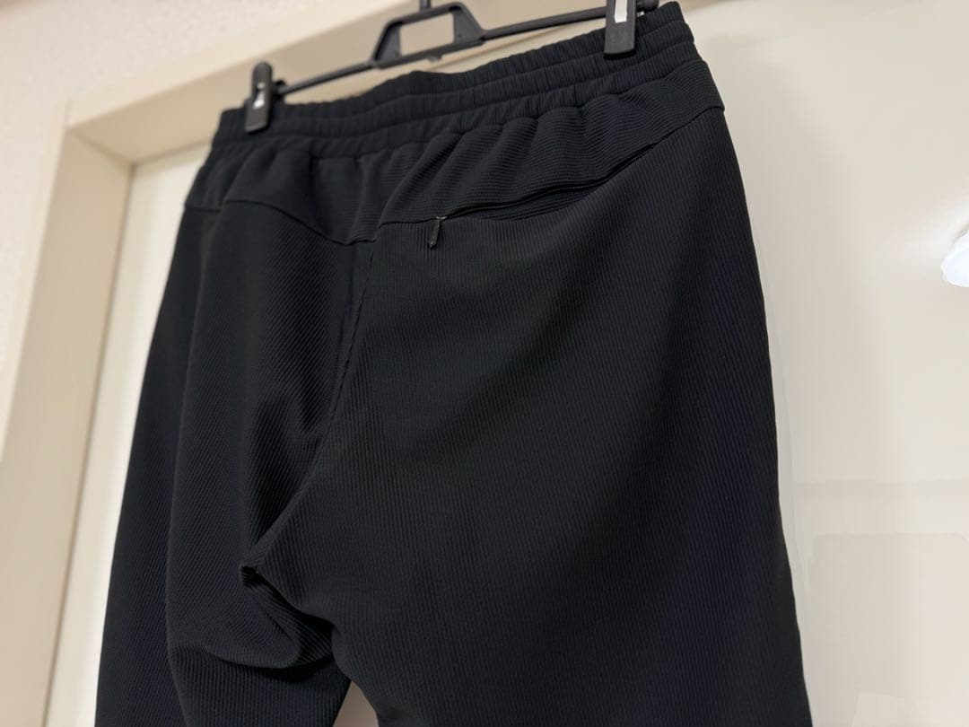 美品 TATRAS タトラス ジャージロングパンツ 黒 04 ジップポケット