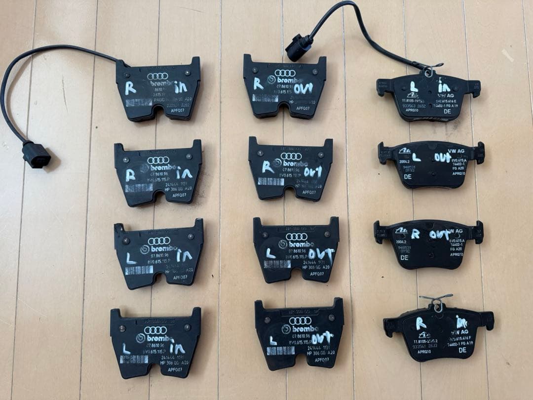 AUDIアウディTTRS(FV)純正ブレーキパッド前後用