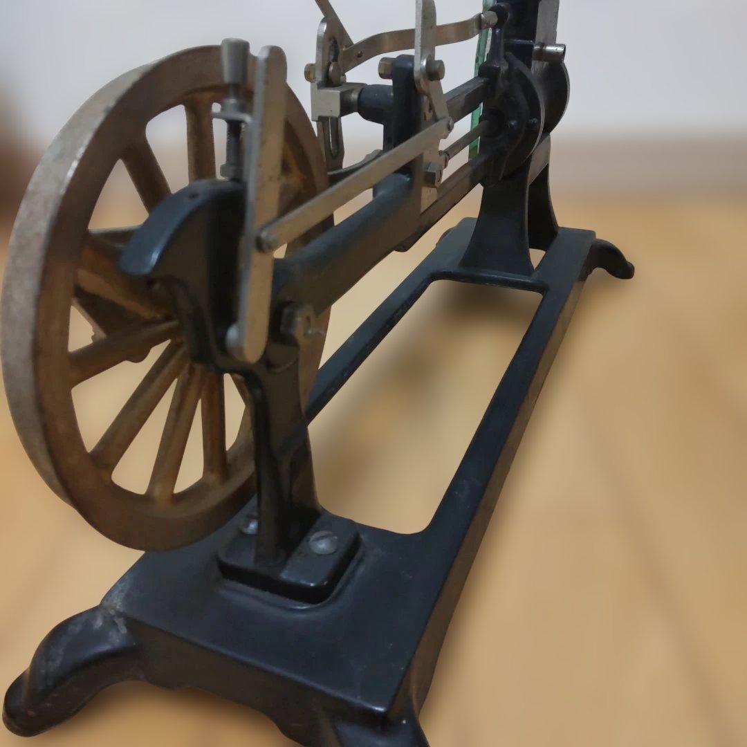 謎の金属製の品物①