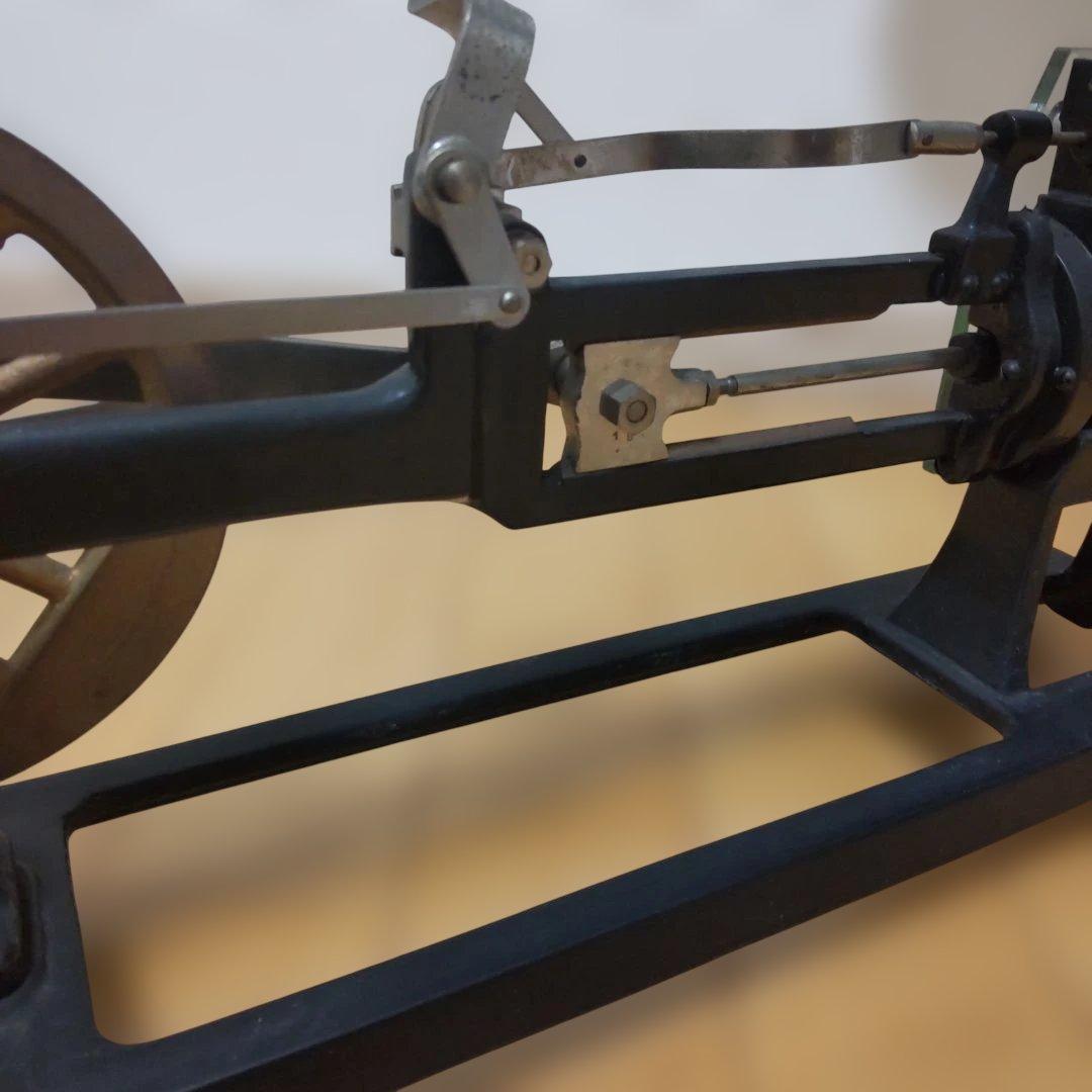 謎の金属製の品物①