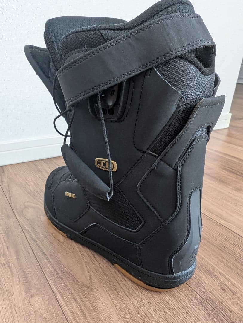 【極美品】DEELUXE ID スノーボードブーツ 黒　25cm