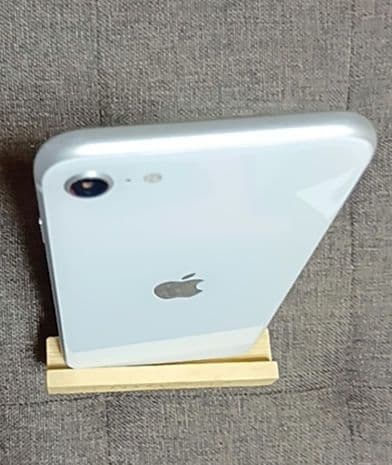 iPhone SE2 第二世代 128GB SIMフリー 78% ホワイト 本体