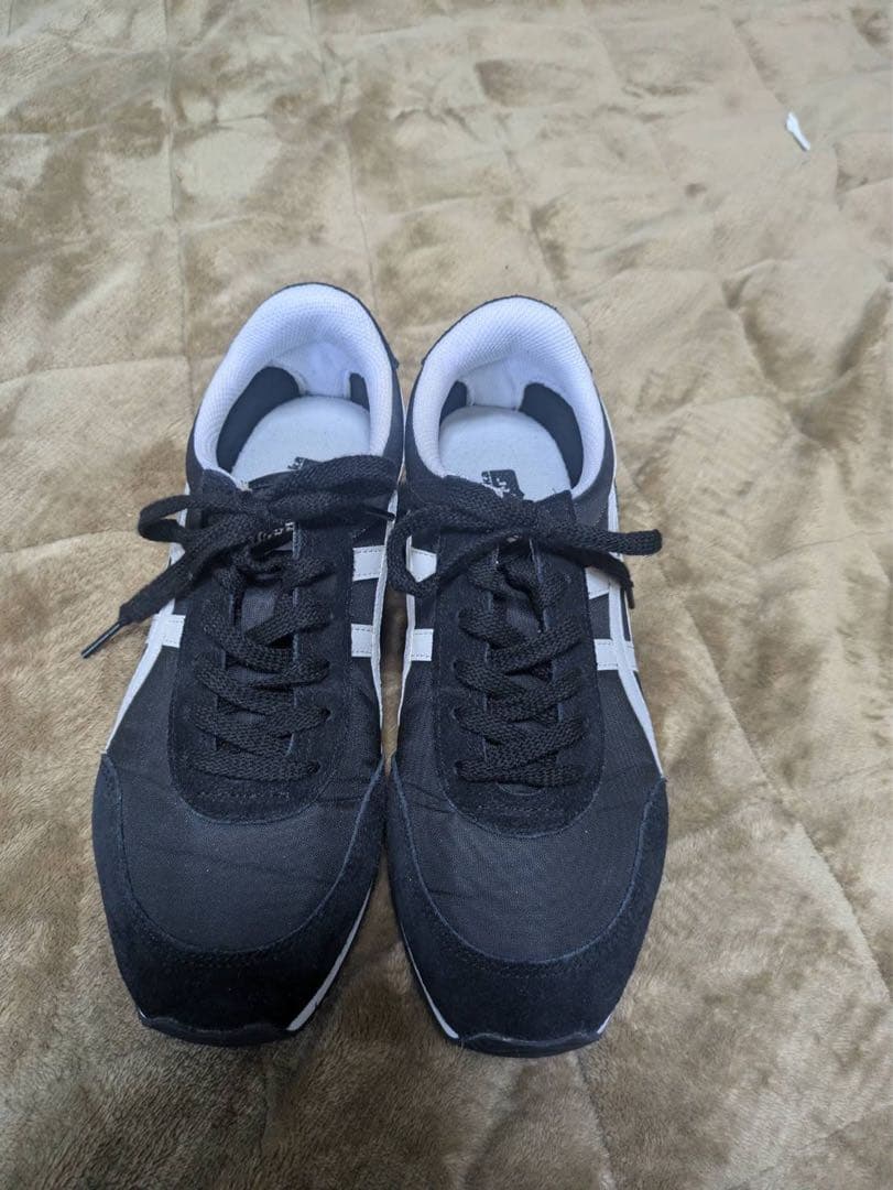 Onitsuka Tiger ブラック/ホワイト スニーカー　お値下げ中