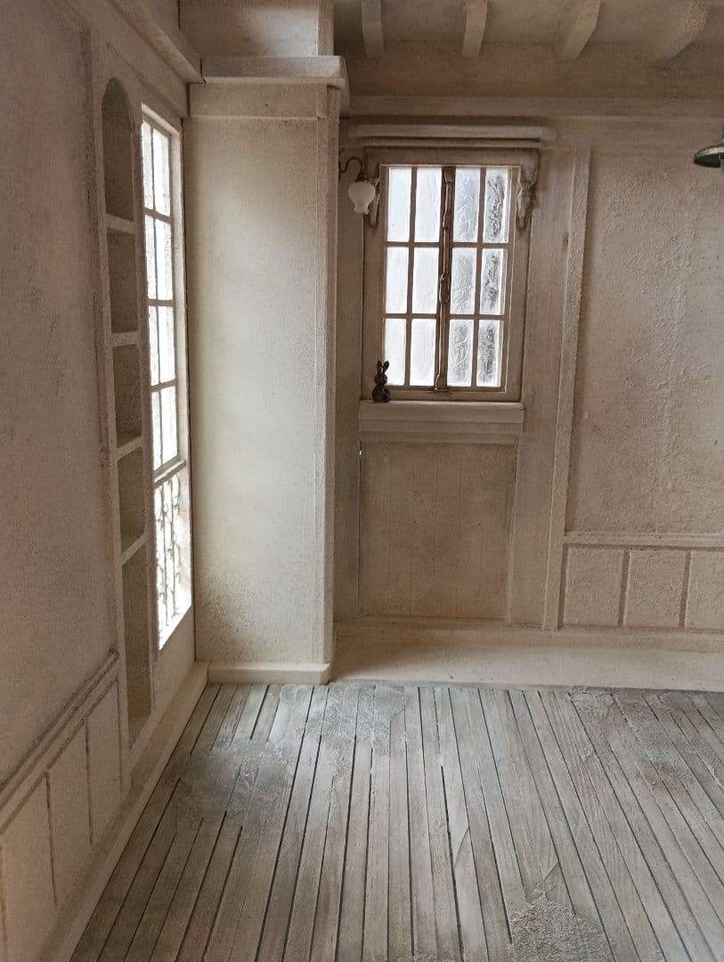 NO.96　組立式: 木製 ドールハウス　背景ボード